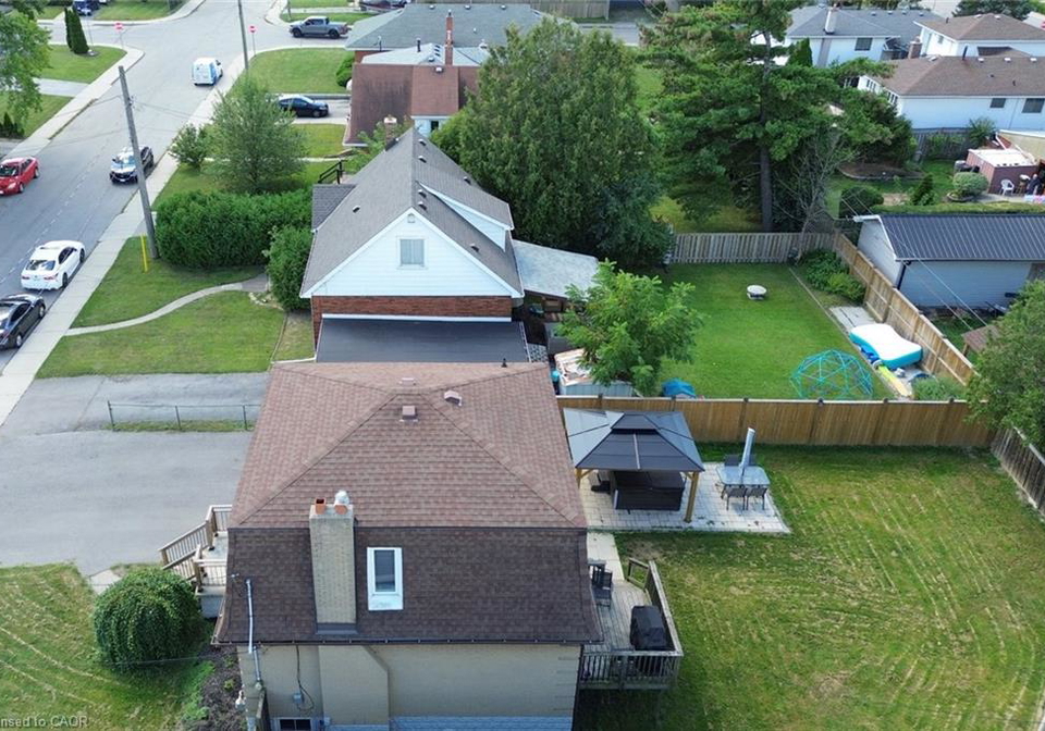 94-howard-avenue-hamilton-ontario-40862341