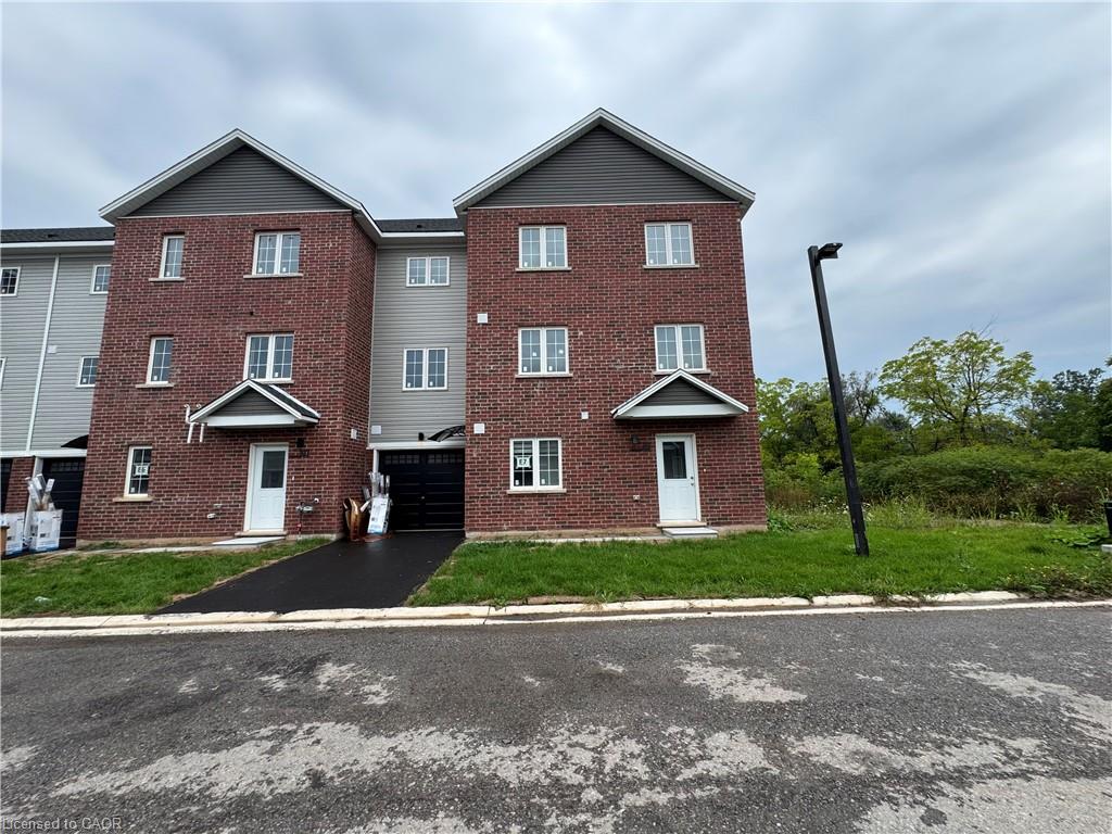 99-highriver-trail-welland-ontario-40862383