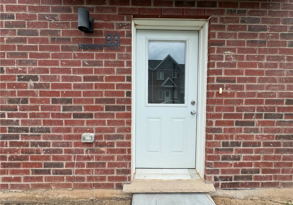 99-highriver-trail-welland-ontario-40862383