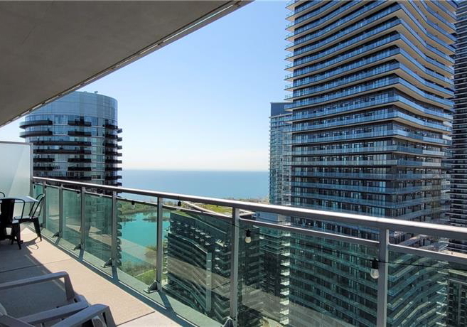 16-brookers-lane-toronto-ontario-40862426