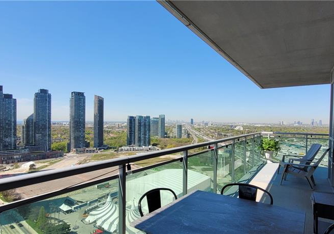 16-brookers-lane-toronto-ontario-40862426