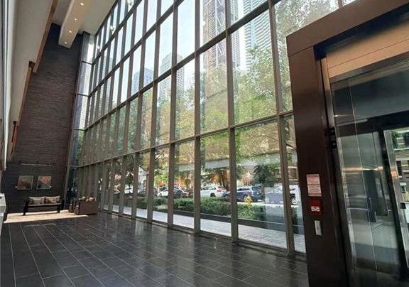33-charles-street-e-toronto-ontario-40862455