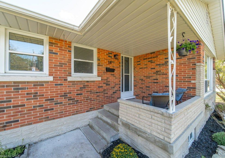 18-maywood-road-kitchener-ontario-40862456