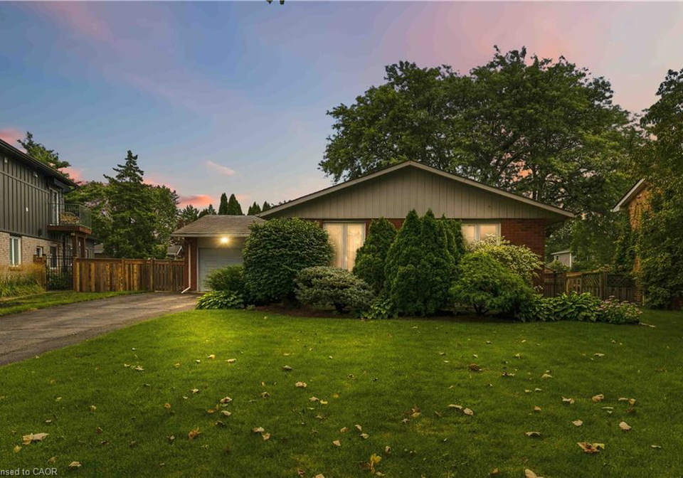 38-driftwood-court-grimsby-ontario-40862500