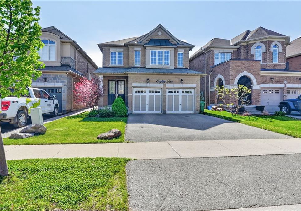82-chaumont-drive-stoney-creek-ontario-40862513