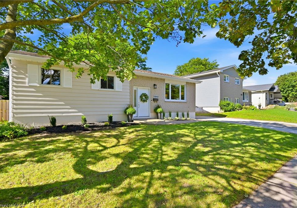 2120-cavendish-drive-burlington-ontario-40862549