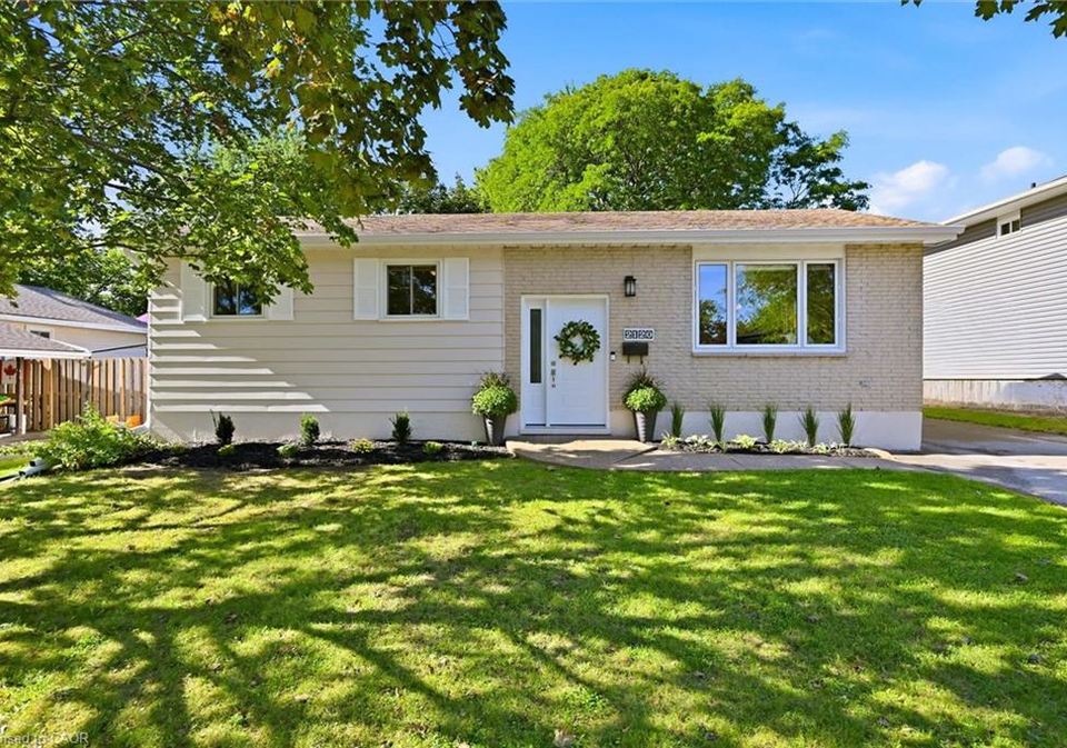 2120-cavendish-drive-burlington-ontario-40862549
