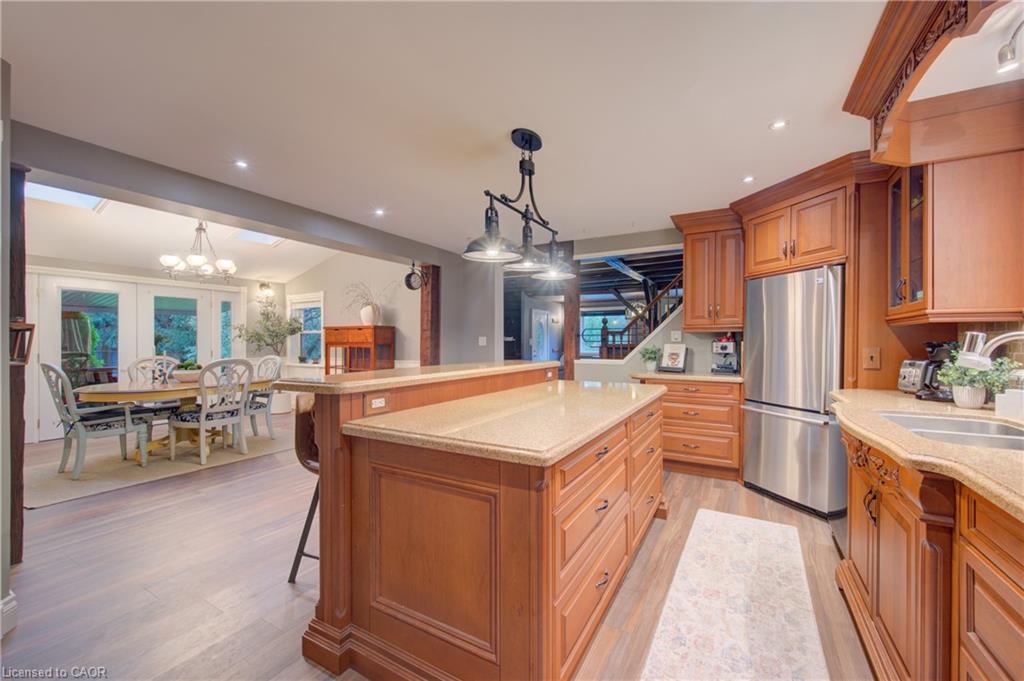 5421-king-street-wellesley-ontario-40862550