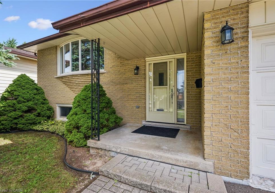 309-toll-gate-boulevard-waterloo-ontario-40862569
