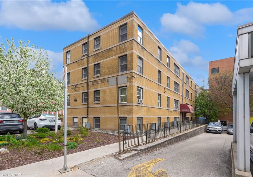 4-robinson-street-hamilton-ontario-40862575