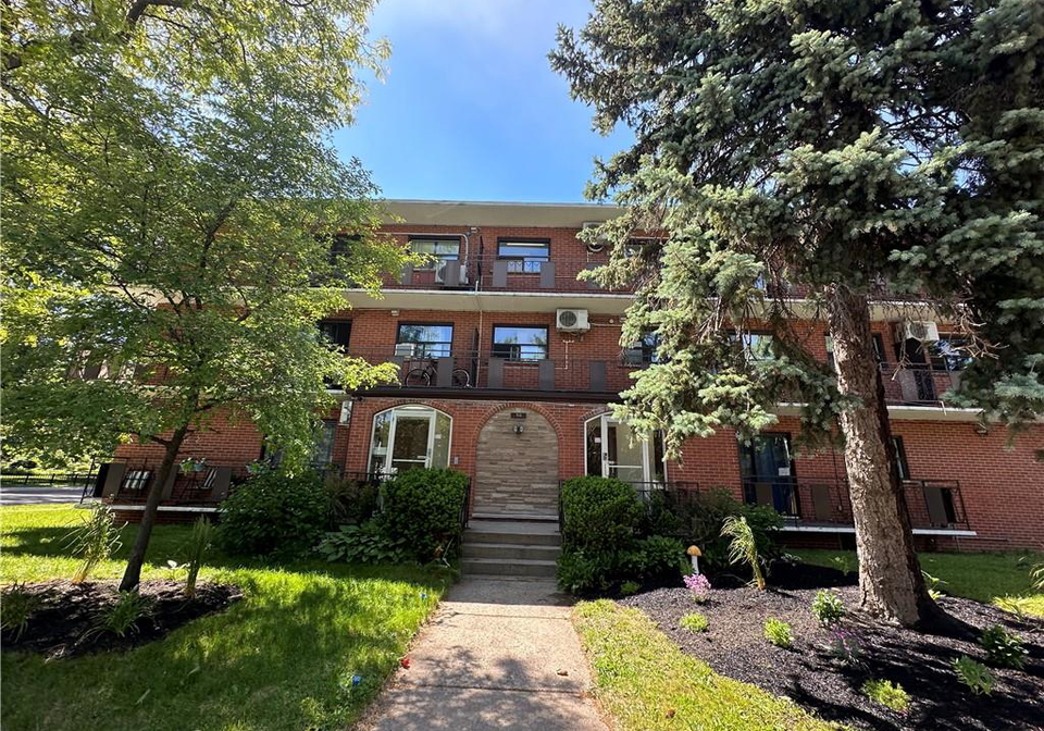 50-hilda-avenue-hamilton-ontario-40862579