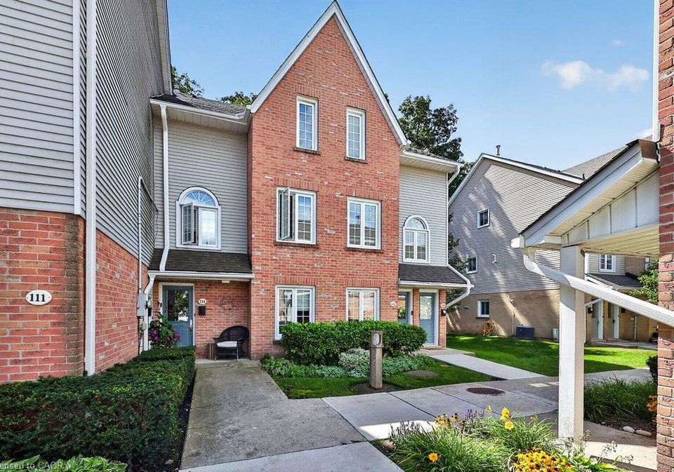 2110-cleaver-avenue-burlington-ontario-40862610