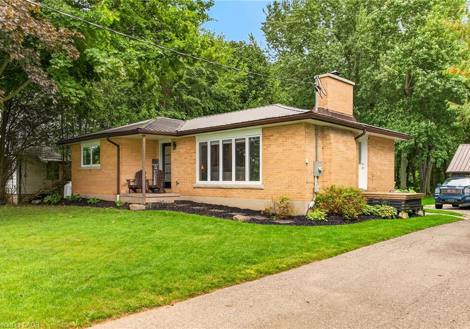 2098-st-johns-road-w-simcoe-ontario-40862629