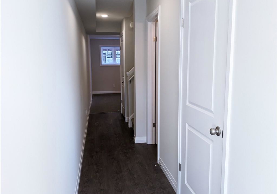 24-morrison-road-kitchener-ontario-40862631