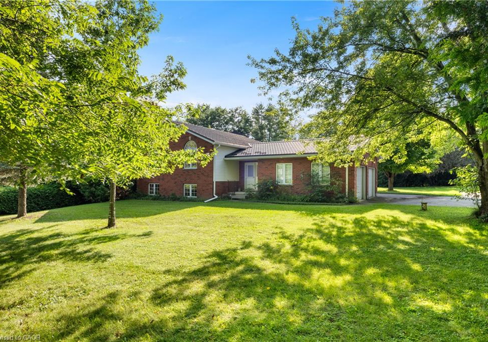 4452-sideroad-20-road-n-centre-wellington-ontario-40862753