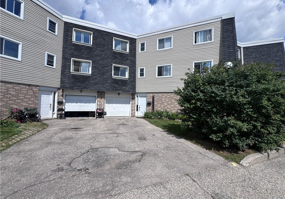 60-elmsdale-drive-kitchener-ontario-40862797