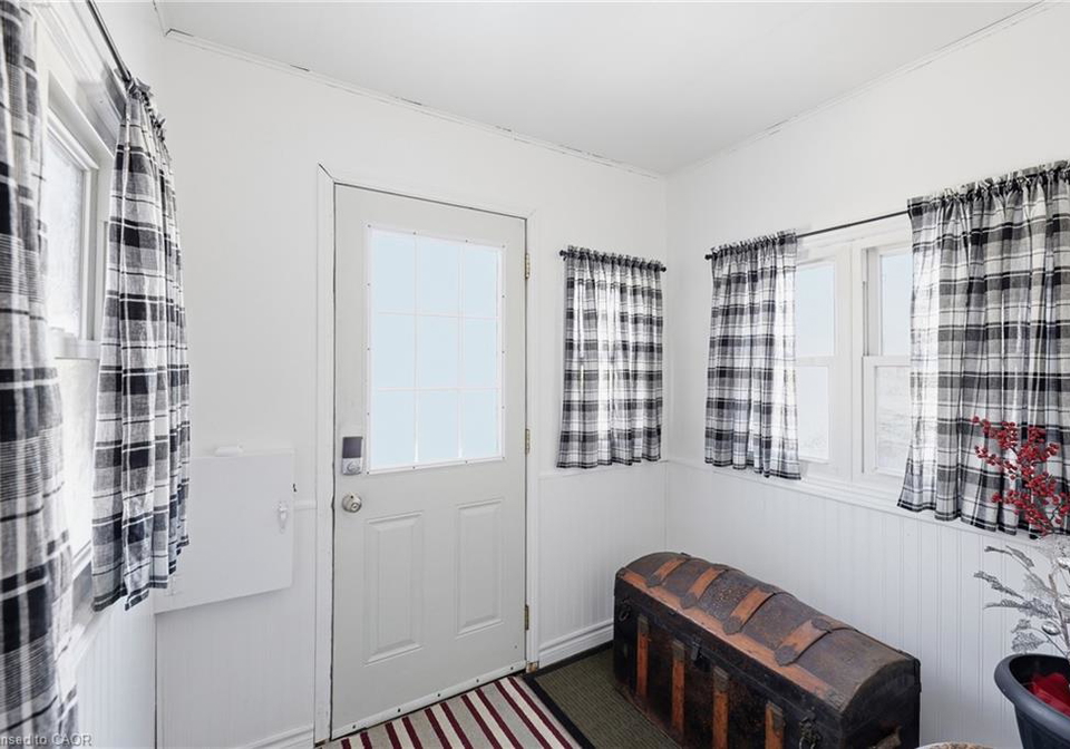 31-hunter-street-dundas-ontario-40862848