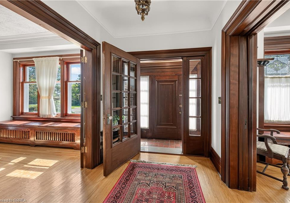 29-lorne-crescent-brantford-ontario-40862857