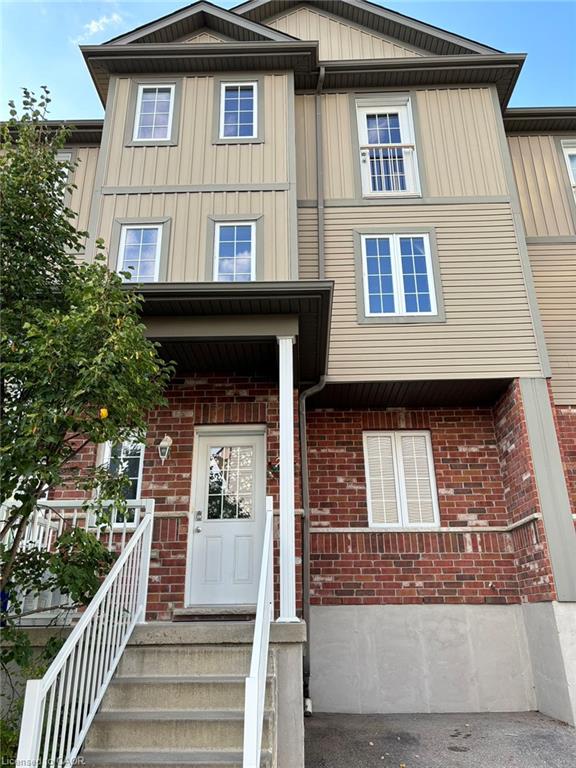 55-mooregate-crescent-kitchener-ontario-40862883