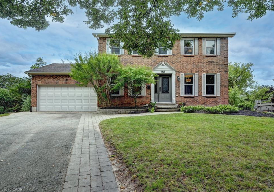 28-notchwood-court-kitchener-ontario-40862927