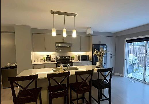 39-ridgemount-street-kitchener-ontario-40862945