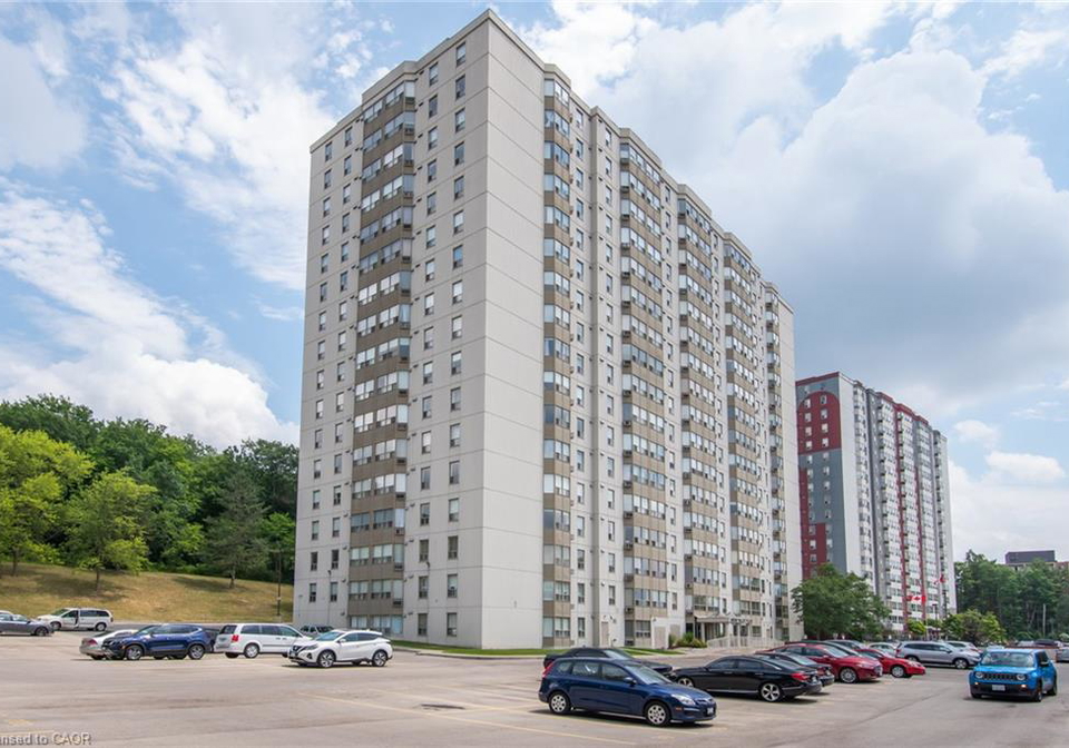 35-green-valley-drive-kitchener-ontario-40862977