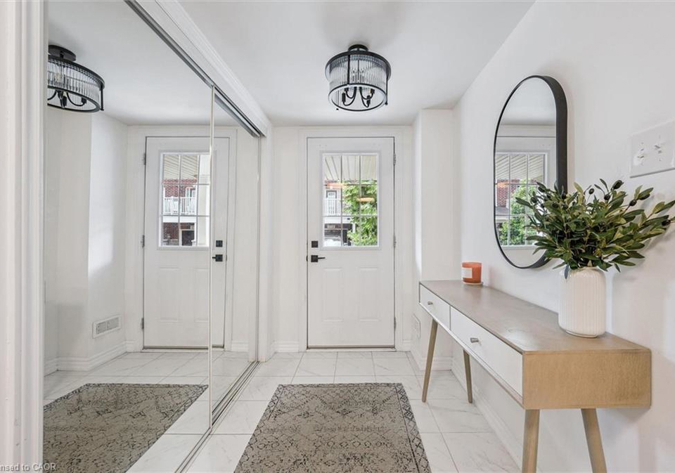 88-decorso-drive-guelph-ontario-40862981