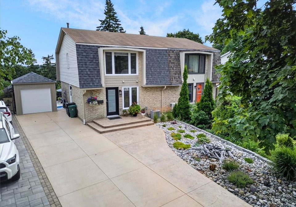 23-briar-knoll-drive-kitchener-ontario-40863112
