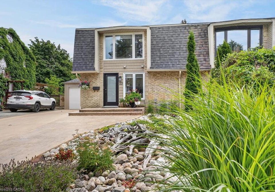 23-briar-knoll-drive-kitchener-ontario-40863112