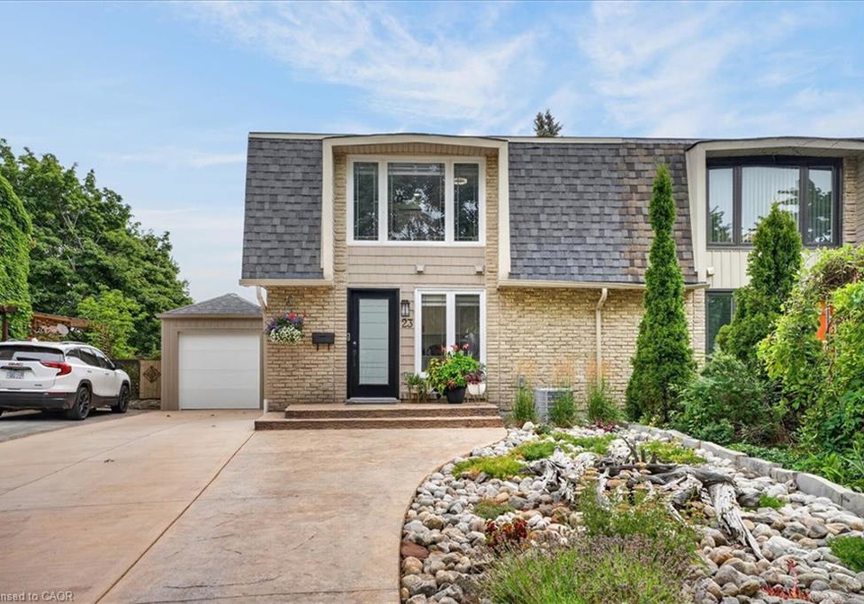 23-briar-knoll-drive-kitchener-ontario-40863112