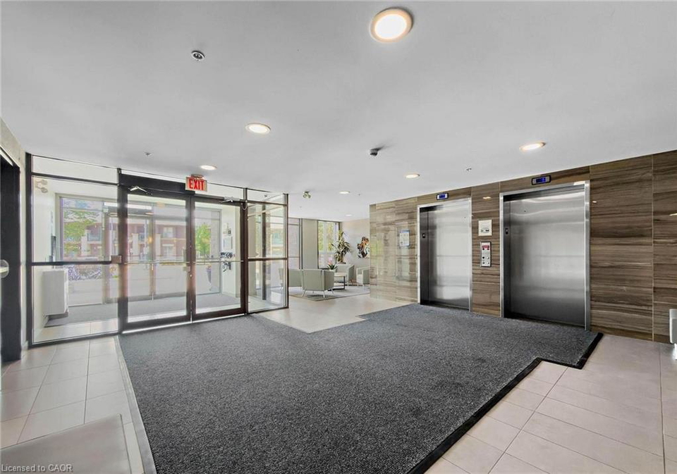 5010-corporate-drive-burlington-ontario-40863120