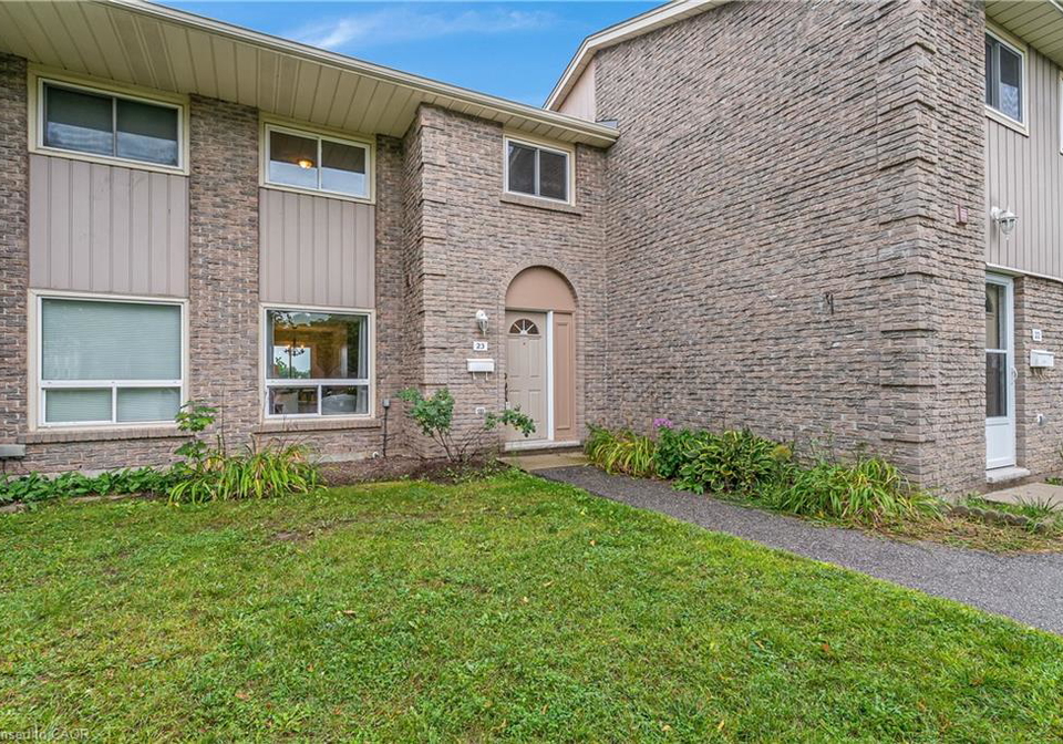 25-upper-canada-drive-kitchener-ontario-40863126