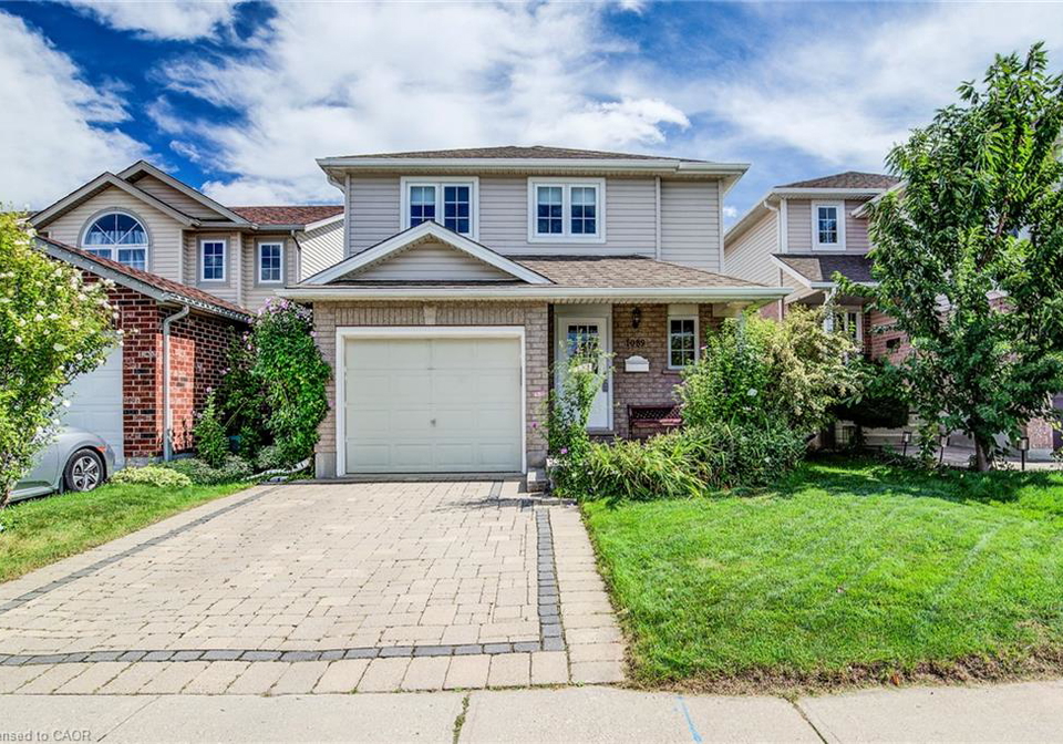1089-copper-leaf-crescent-kitchener-ontario-40863154