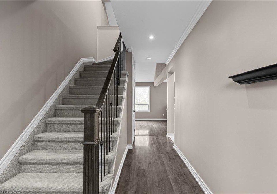 12-lankin-boulevard-orillia-ontario-40863178