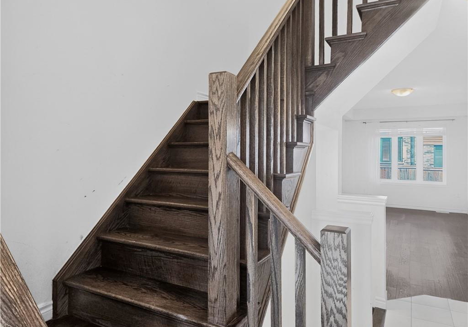 2c-vic-chambers-place-paris-ontario-40863209