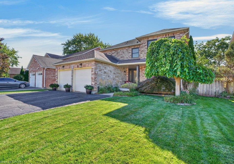 12-beasley-crescent-cambridge-ontario-40863211