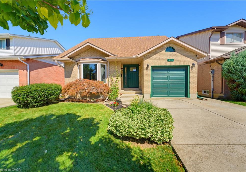 413-acadia-drive-hamilton-ontario-40863214