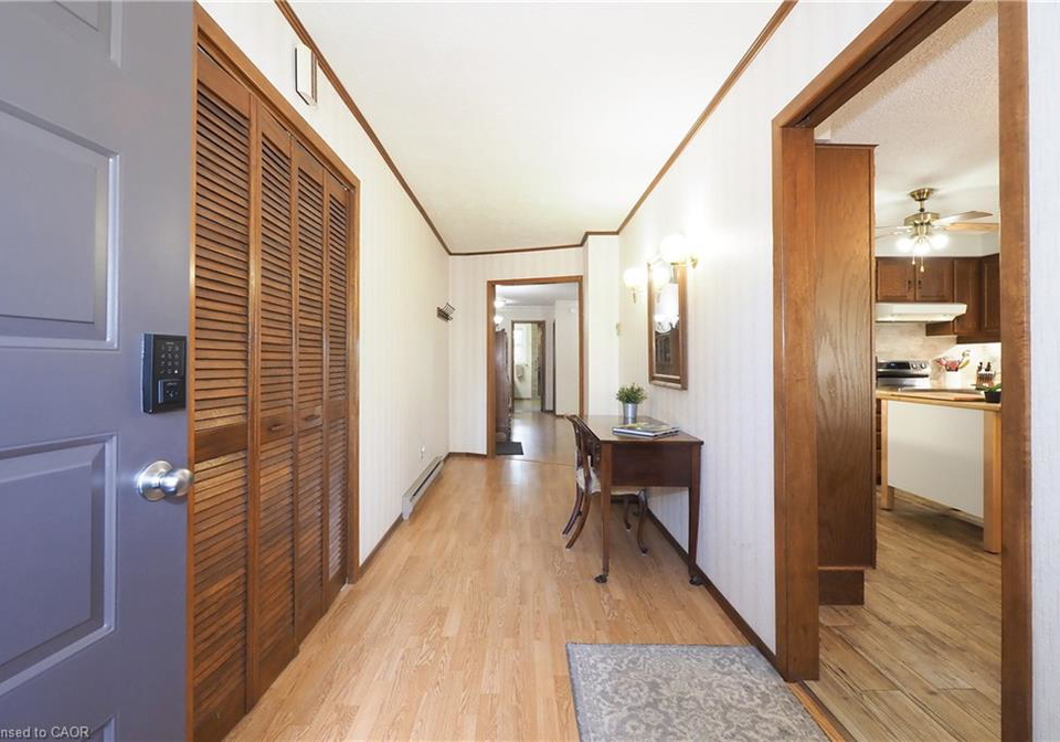 185-southwood-drive-kitchener-ontario-40863239