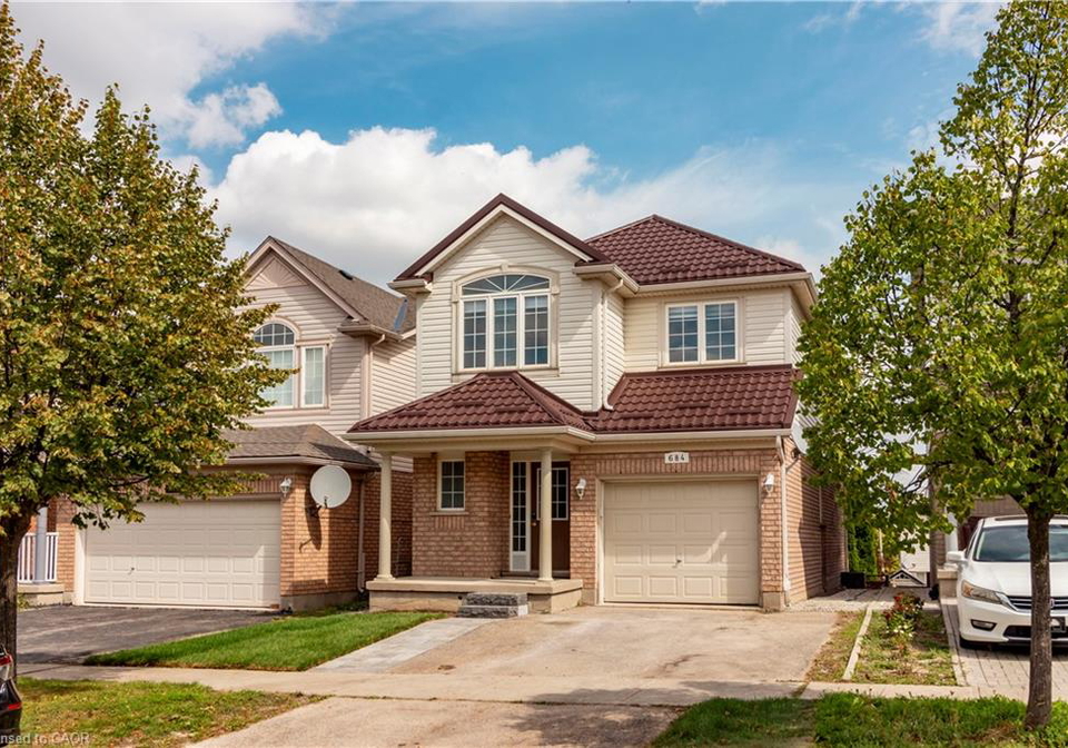 684-commonwealth-crescent-kitchener-ontario-40863277