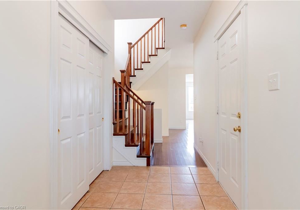 684-commonwealth-crescent-kitchener-ontario-40863277