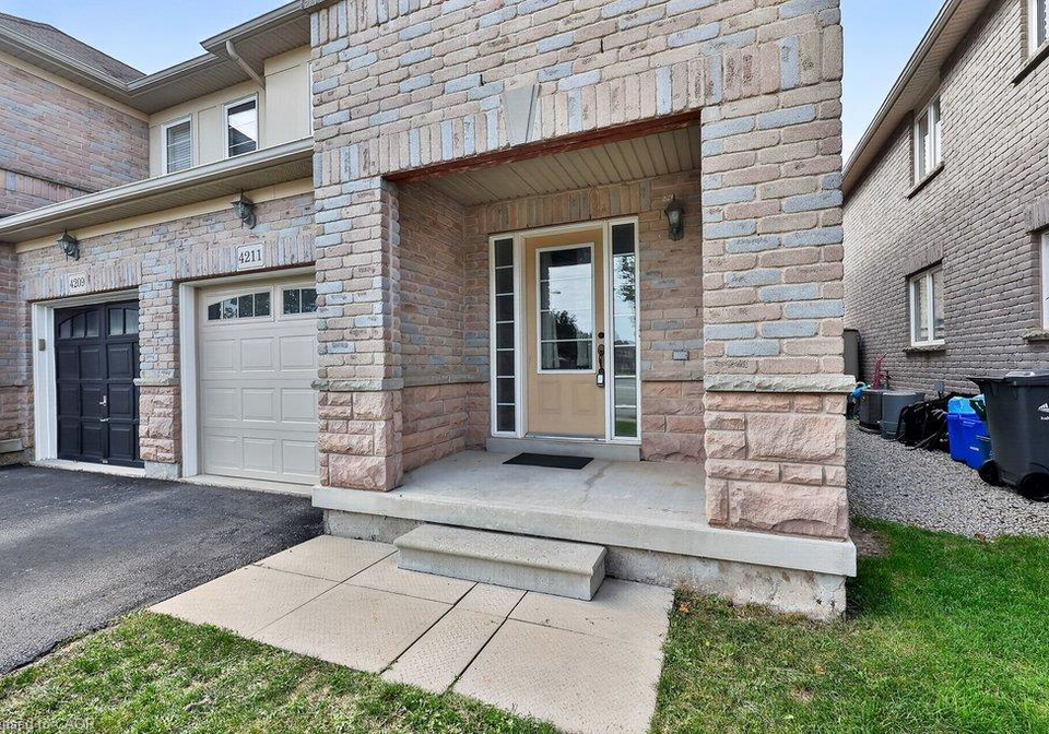 4211-thomas-alton-boulevard-burlington-ontario-40863320