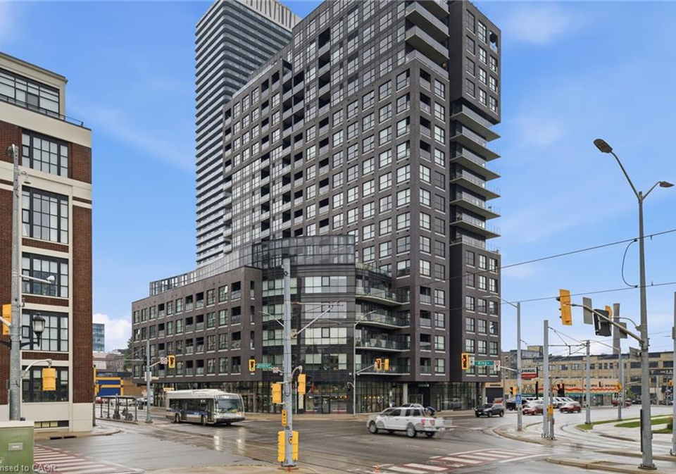 1-victoria-street-kitchener-ontario-40863342