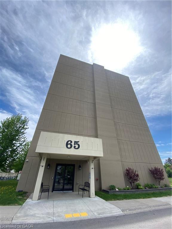65-highland-crescent-kitchener-ontario-40863375