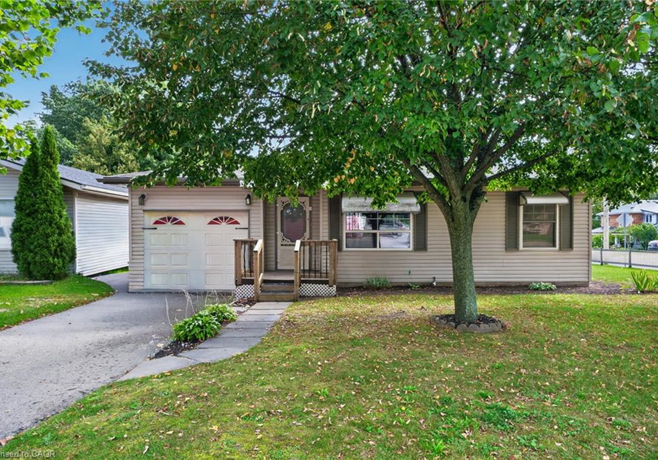 1-payne-avenue-simcoe-ontario-40863381