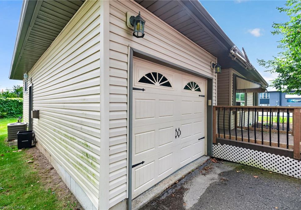 1-payne-avenue-simcoe-ontario-40863381