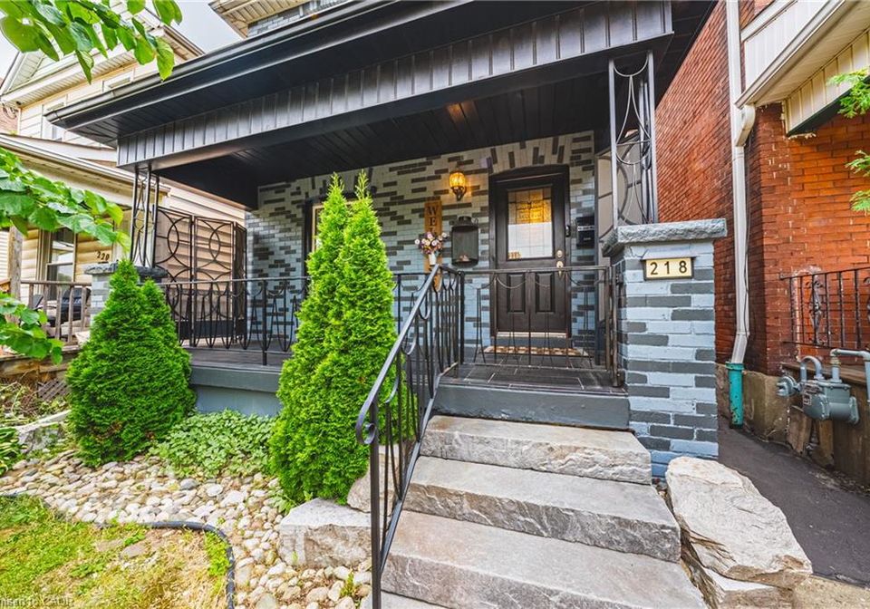 218-grosvenor-avenue-n-hamilton-ontario-40863391