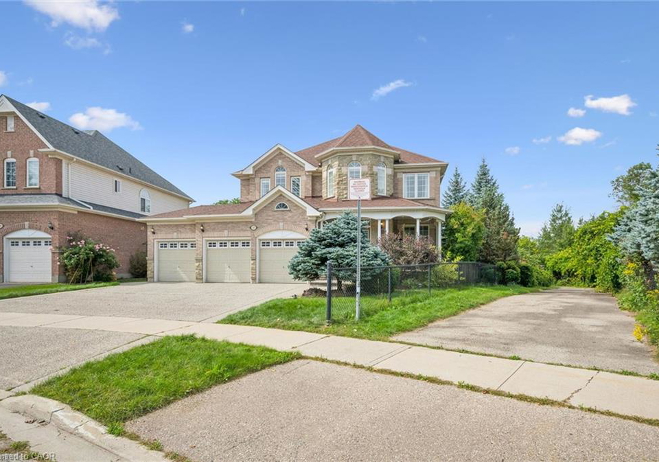 517-topper-woods-crescent-kitchener-ontario-40863427