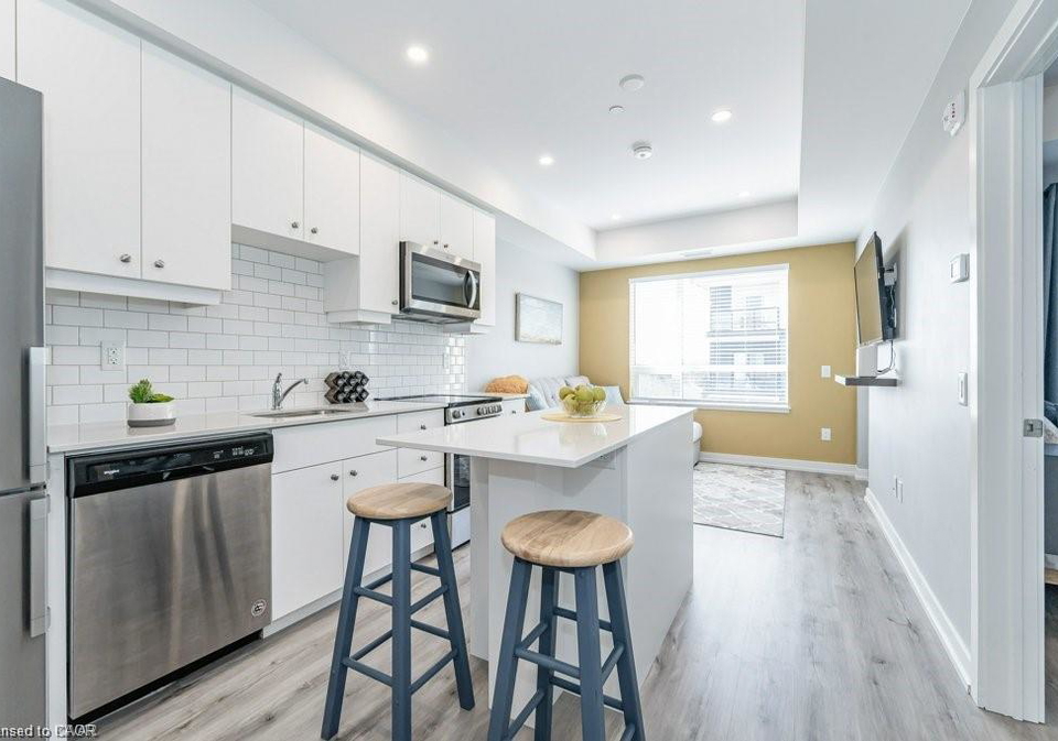 247-northfield-drive-e-waterloo-ontario-40863472