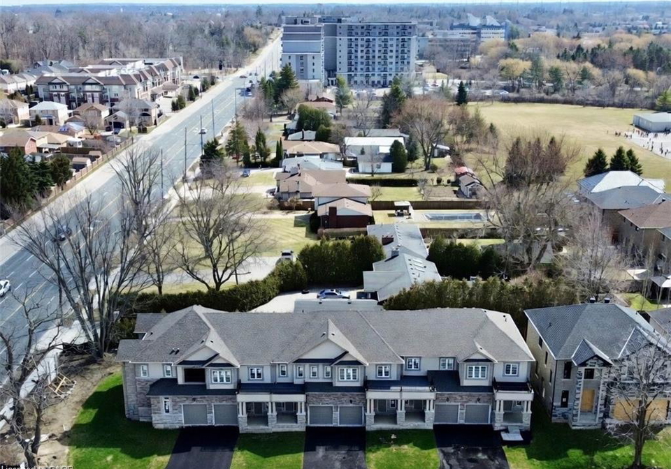 11-davinci-boulevard-hamilton-ontario-40863515