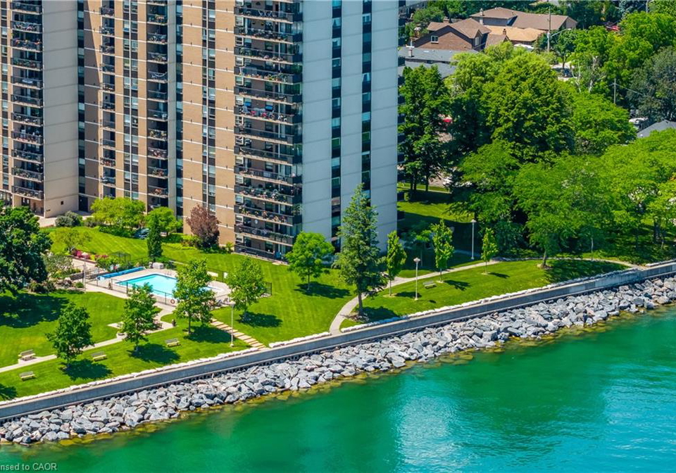 500-green-road-stoney-creek-ontario-40863531